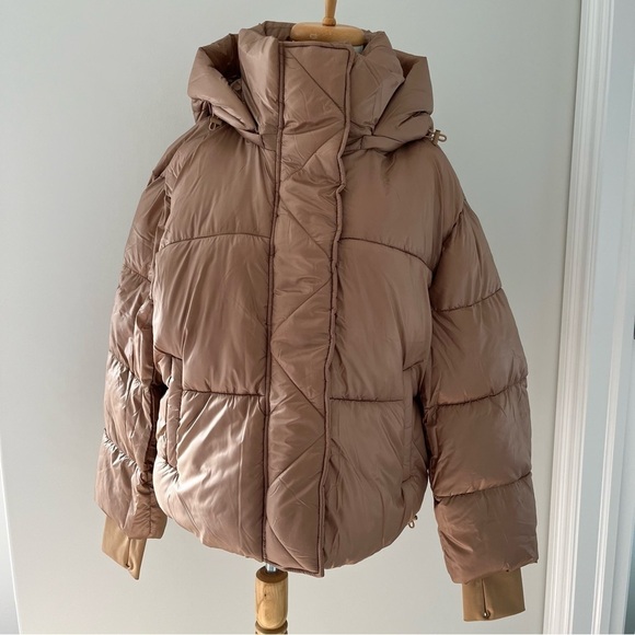 Gap Big Puff Cropped Puffer Jacket XL NWT- Taupe Winter Coat - Picture 6 of 12